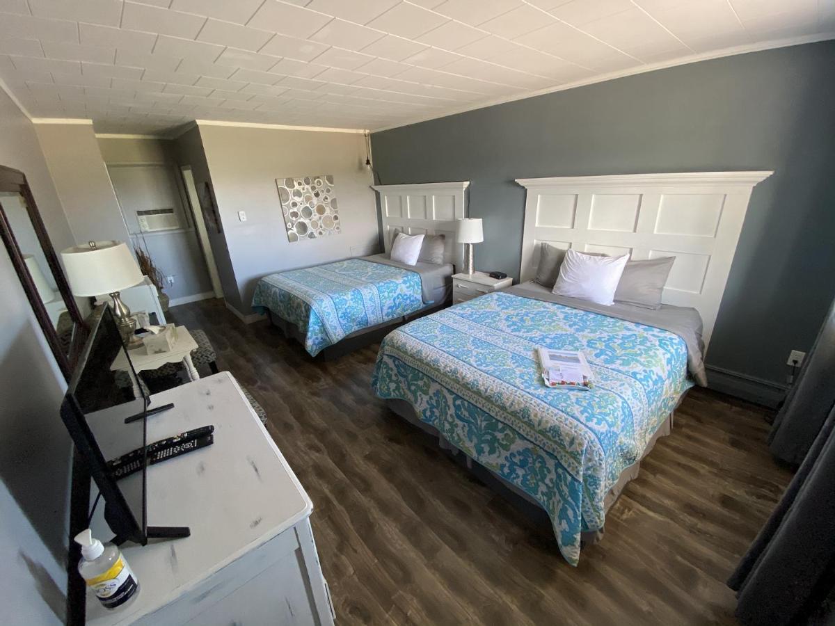 The Pines Motel And Cottages Rustico Экстерьер фото